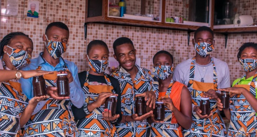 Camarões: Cozinha Mabs & Smalls - o coração, a mente e o espírito no negócio    
