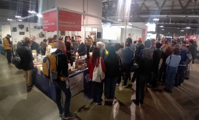 La logica del dono cambia il mondo, a partire da Milano