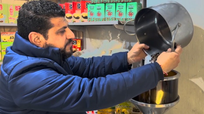 #AMU - Siria: ad Aleppo, tra i chicchi di caffè di Munir, rinasce la reciprocità