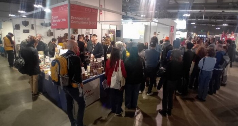 A lógica do dom muda o mundo, a partir de Milão