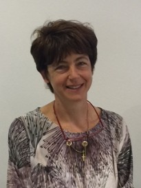 Sandra Della Bella rid new